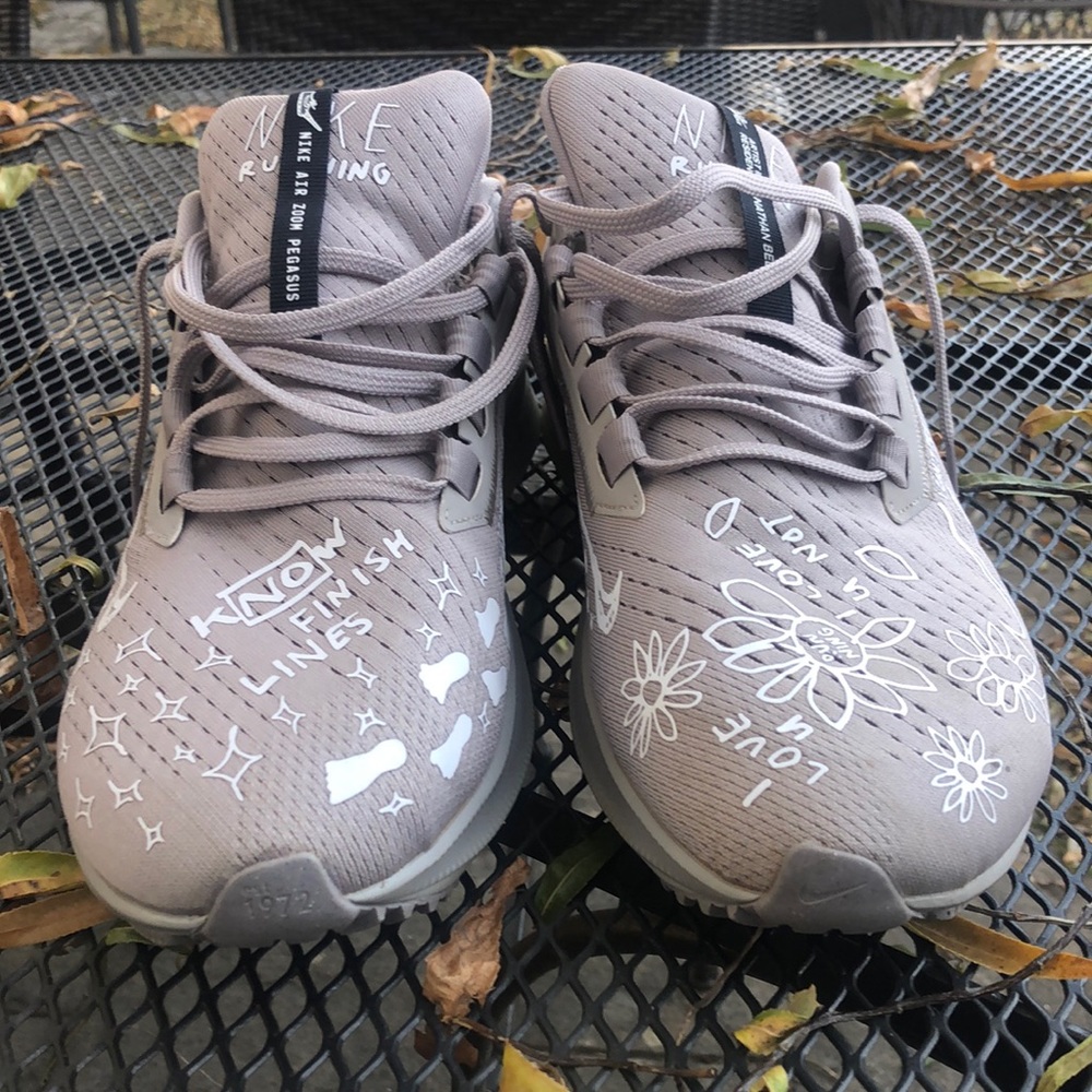 Nike air zoom Pegasus 38….. worn 1 time….. mint condition